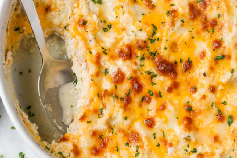 Gratin de Poulet Crémeux et Riz de Chou-Fleur : La Recette Kéto et Faible en Glucides Idéale !