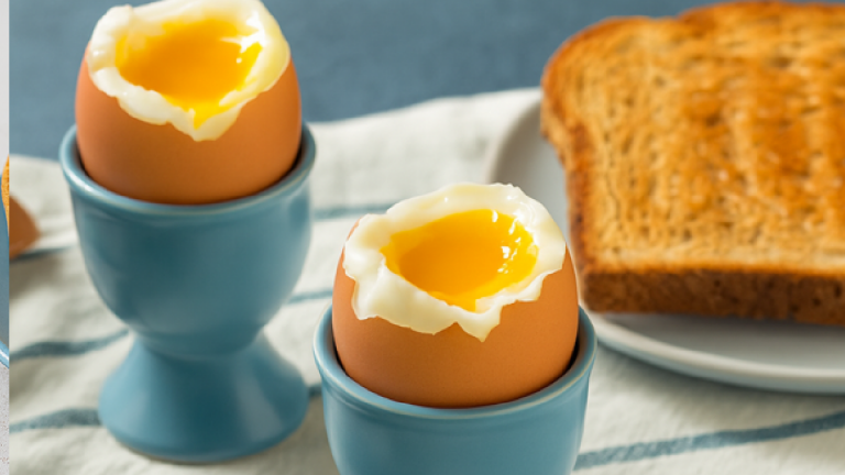 Œuf à la coque : le secret pour un jaune ultra coulant à chaque fois