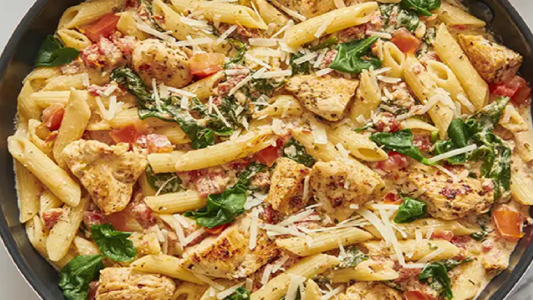 Pâtes Crèmeuses au Poulet à l’Italienne